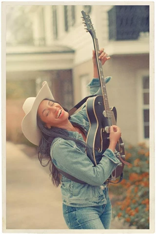 Image: Acoustic Thursday: Live Music by Lylie May aka Alia Torres