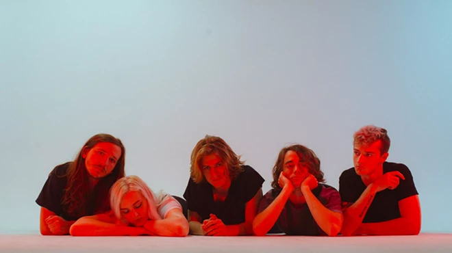 Image: Flipturn with Illiterate Light, Live in Concert