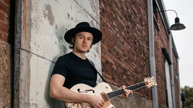 Image: Joe Robinson in Concert
