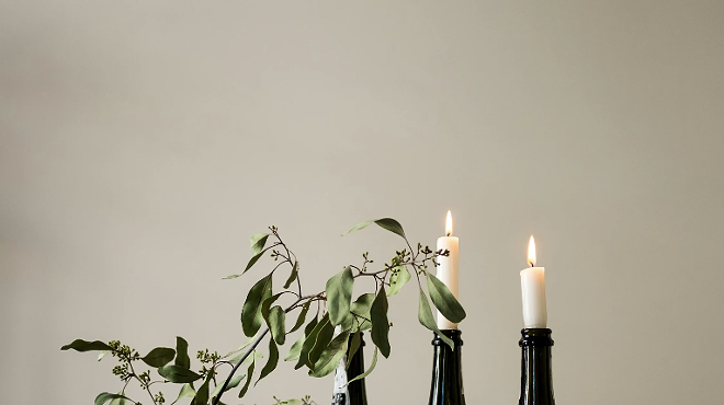 Image: Wines & Wicks : Sauvignon Blanc Class & Candle Making